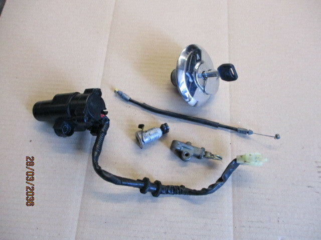 Nieman + bouchon + serrure de selle pour Honda 125 XLV Varadéro - JC32