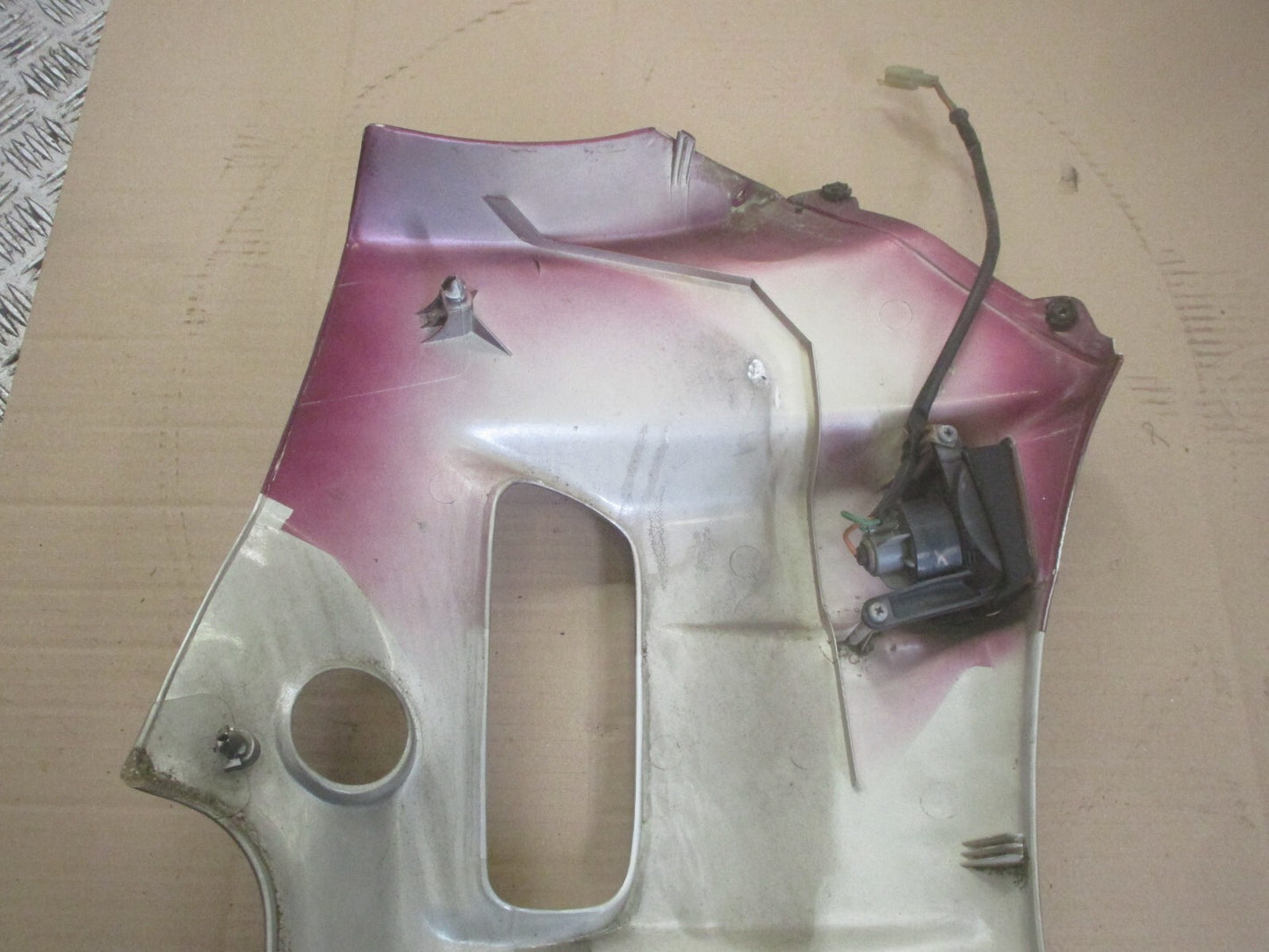 Flanc de réservoir gauche pour Honda 600 Transalp - PD06 - PD10