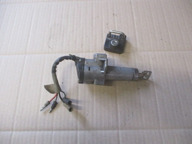 Nieman + serrure de casque pour Honda 600 XLL - XLM - XLLM - PD04