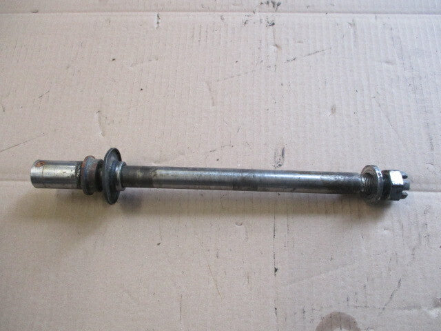 Axe de roue arrière pour Yamaha 1100 XS - 2H9