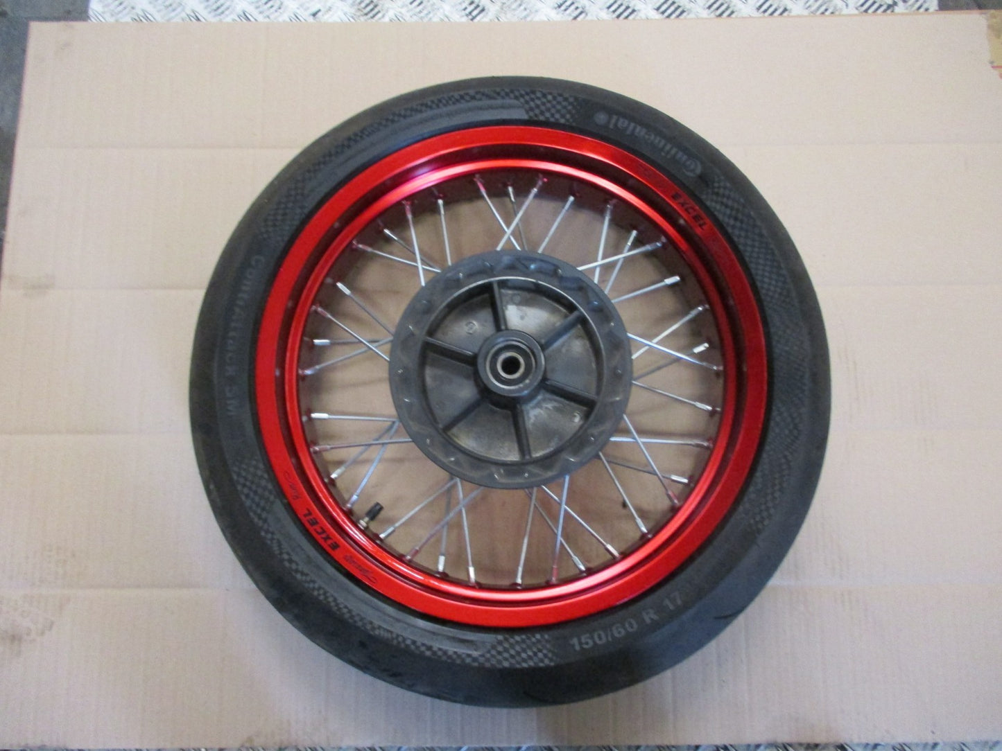 Roues EXCEL avec pneus jamais roulé Suzuki 650 DR RS SE - SP42A - SP43A - SP44A