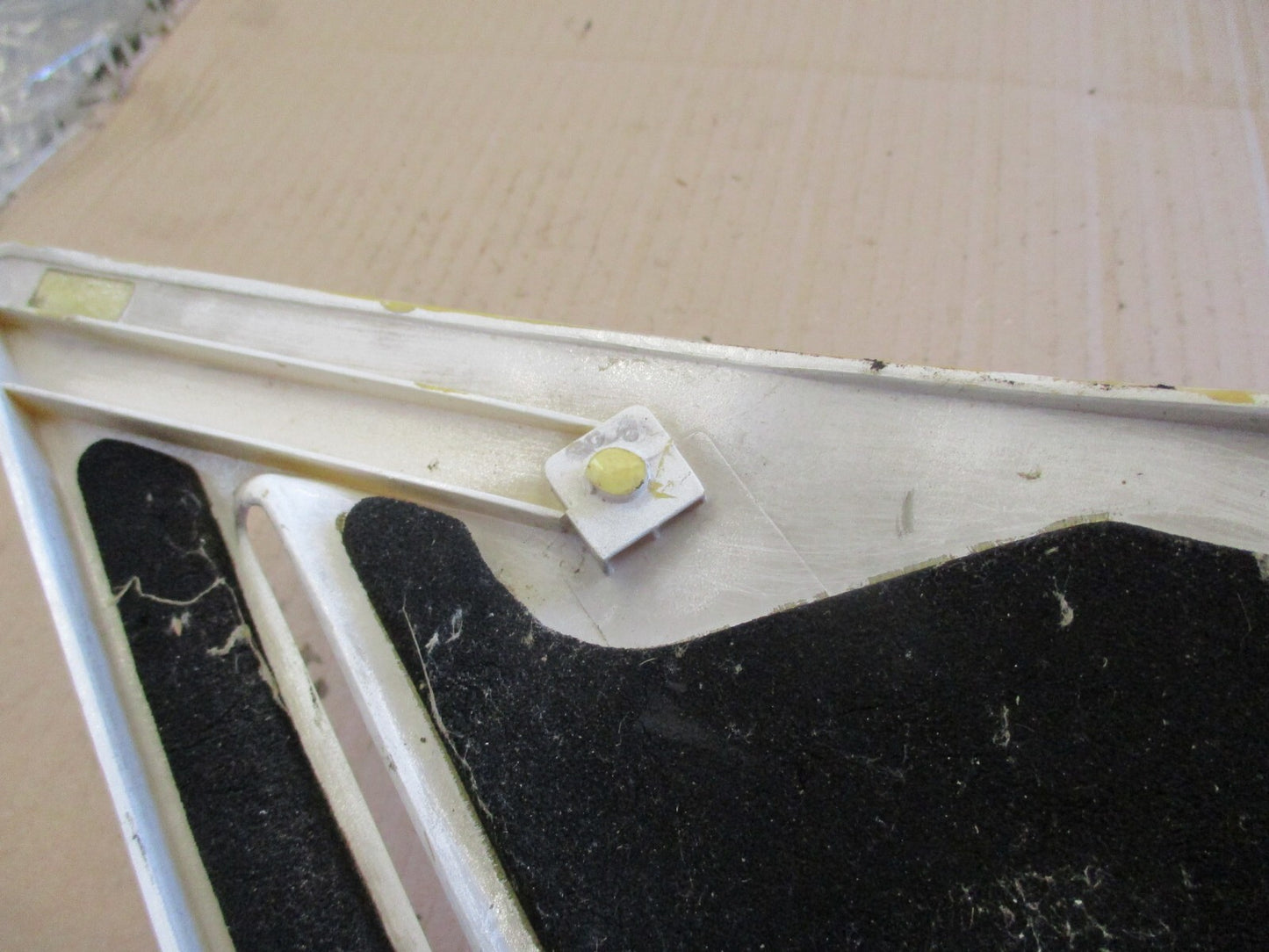 Cache latéral droit pour Yamaha 125 TZR - 2RL