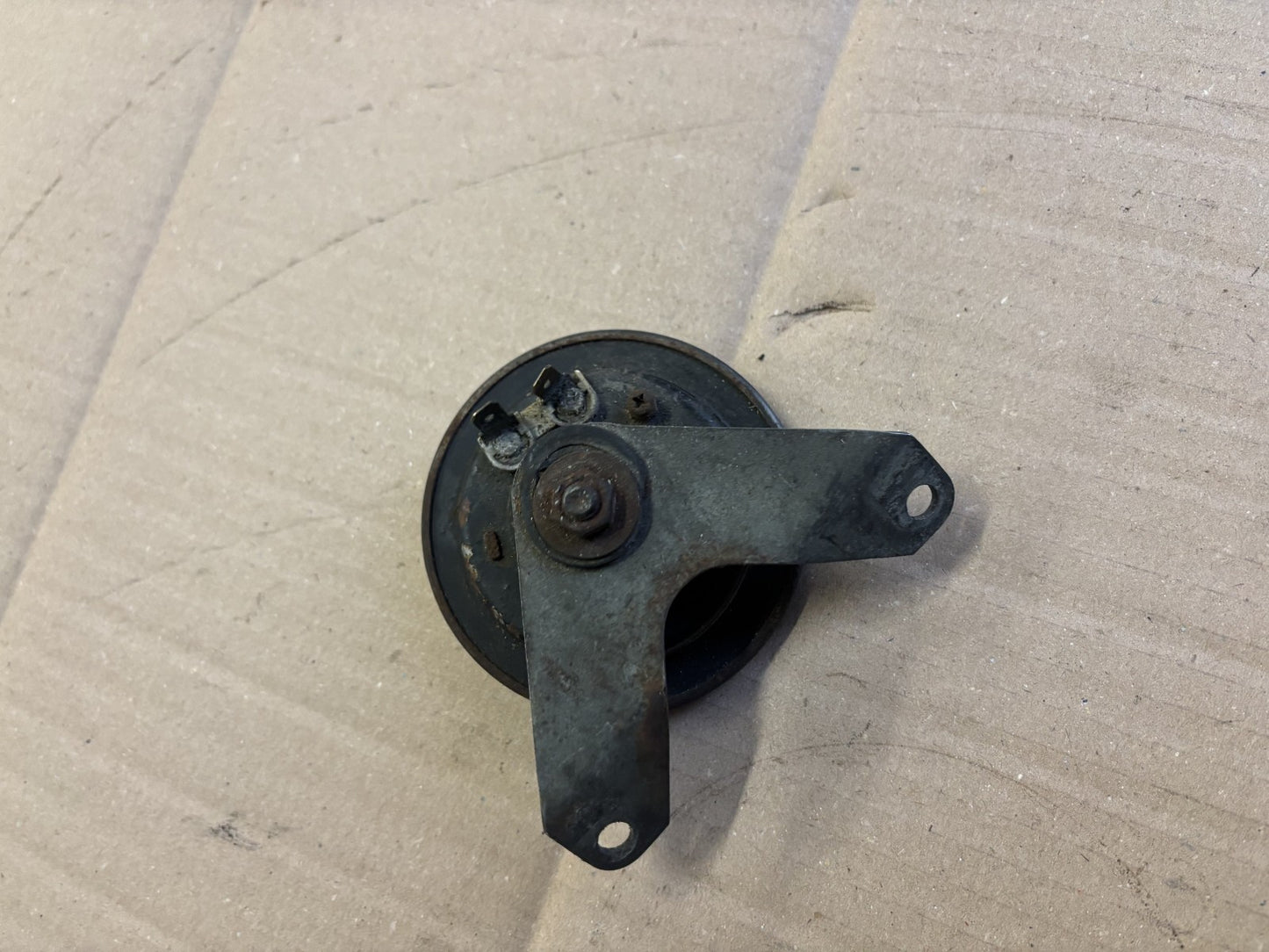 Klaxon 6 volts pour Kawasaki 125 KE - K1 - KS