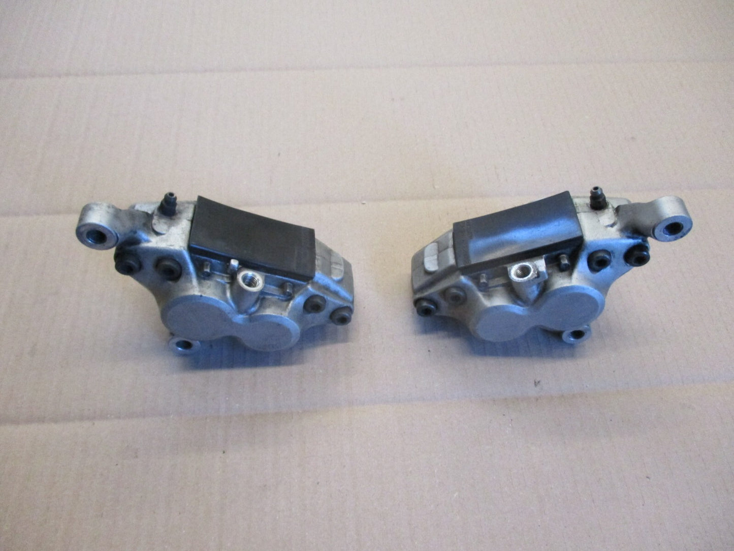 Etriers de frein avant pour Yamaha 600 FZR - 3HE