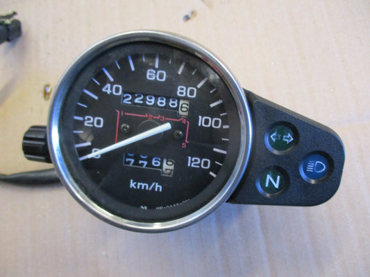 Bloc compteur 22988 kms pour Honda 125 CLR - City Fly - JD18A