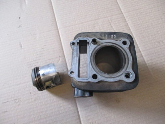 Cylindre / piston pour Suzuki 125 DR - SF43B