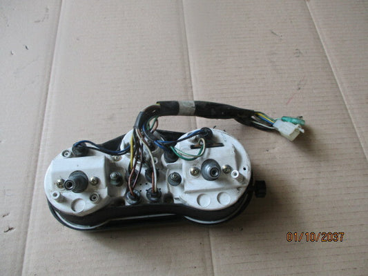 Bloc compteur compte tours 25077 kms pour Yamaha 125 TDR modèle 5AE