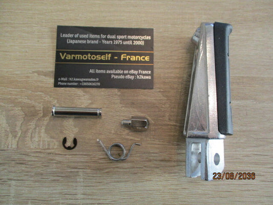 Cale pied avant droit NEUF pour Yamaha FZ1 - FZ6 - FJR - YZF - TDM - XJ - R1