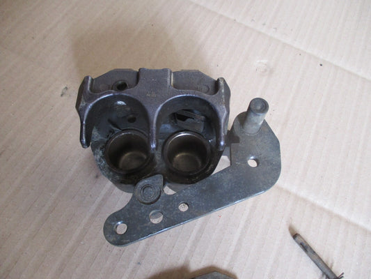 Etrier de frein avant pour Suzuki 750 DR - 800 DR - SR41A - SR42A