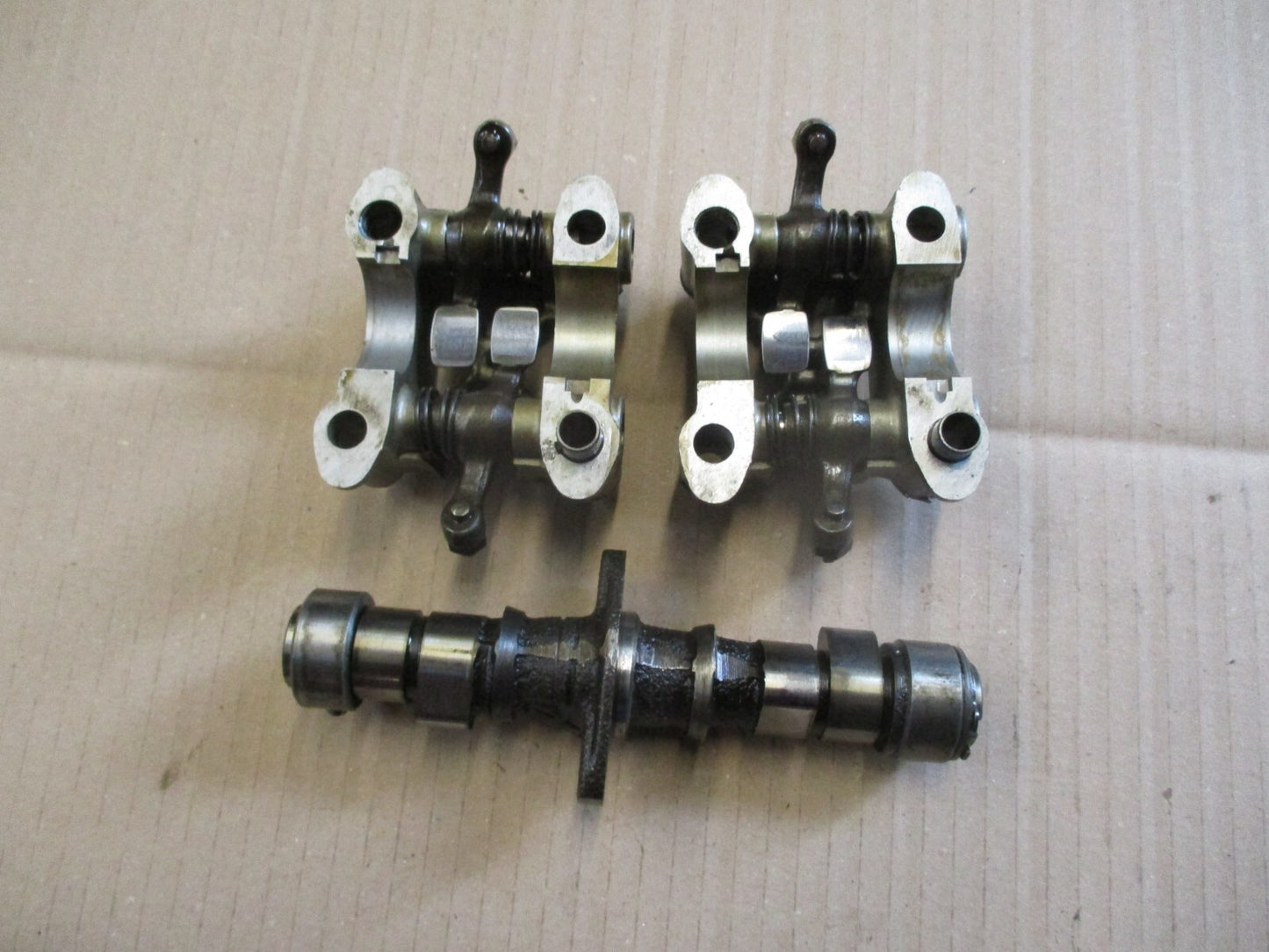 Arbre à cames + paliers culbuteurs pour Honda 125 CM T - 1978/1981