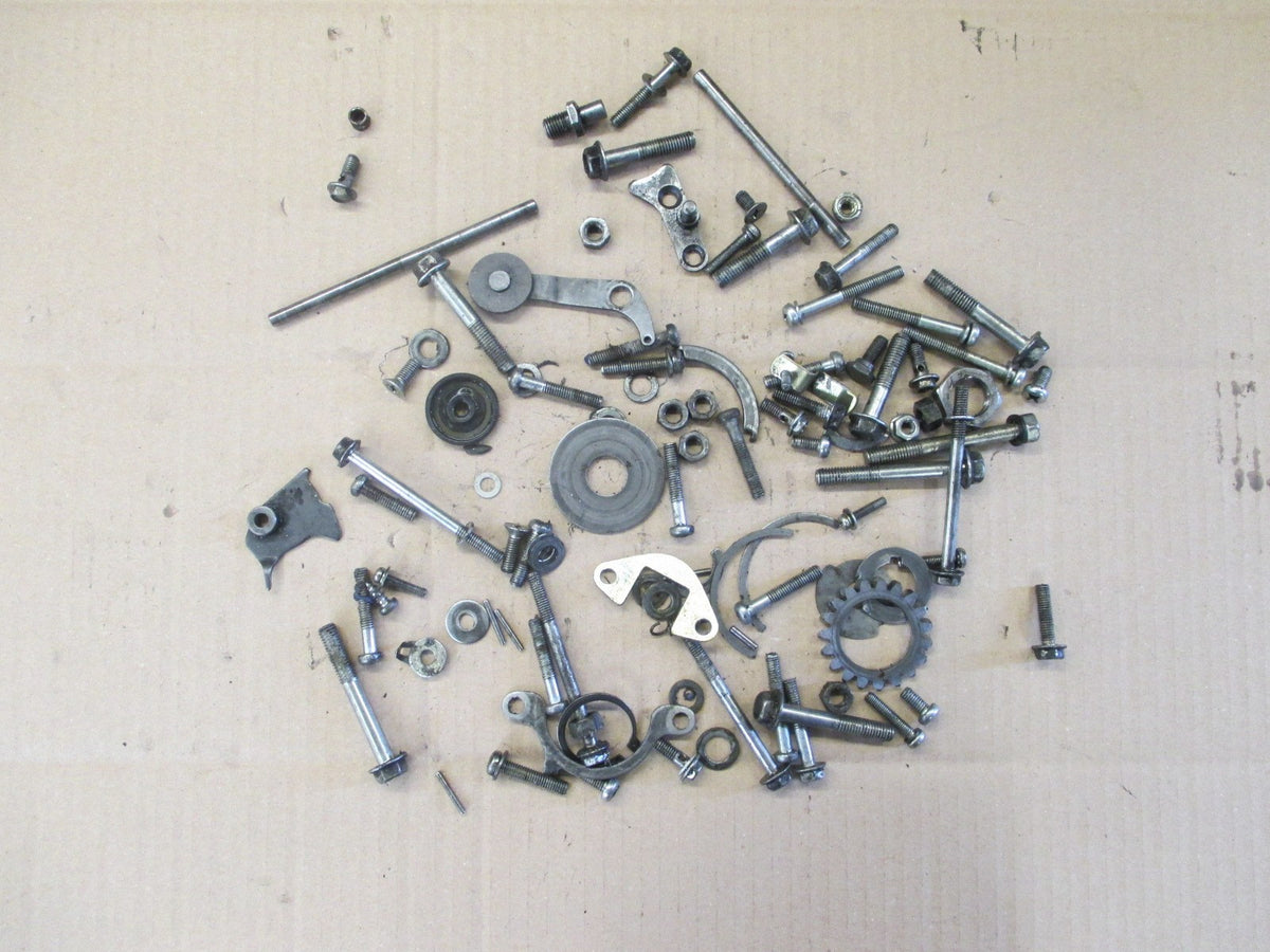 Quincaillerie partie moteur pour Suzuki 125 GT