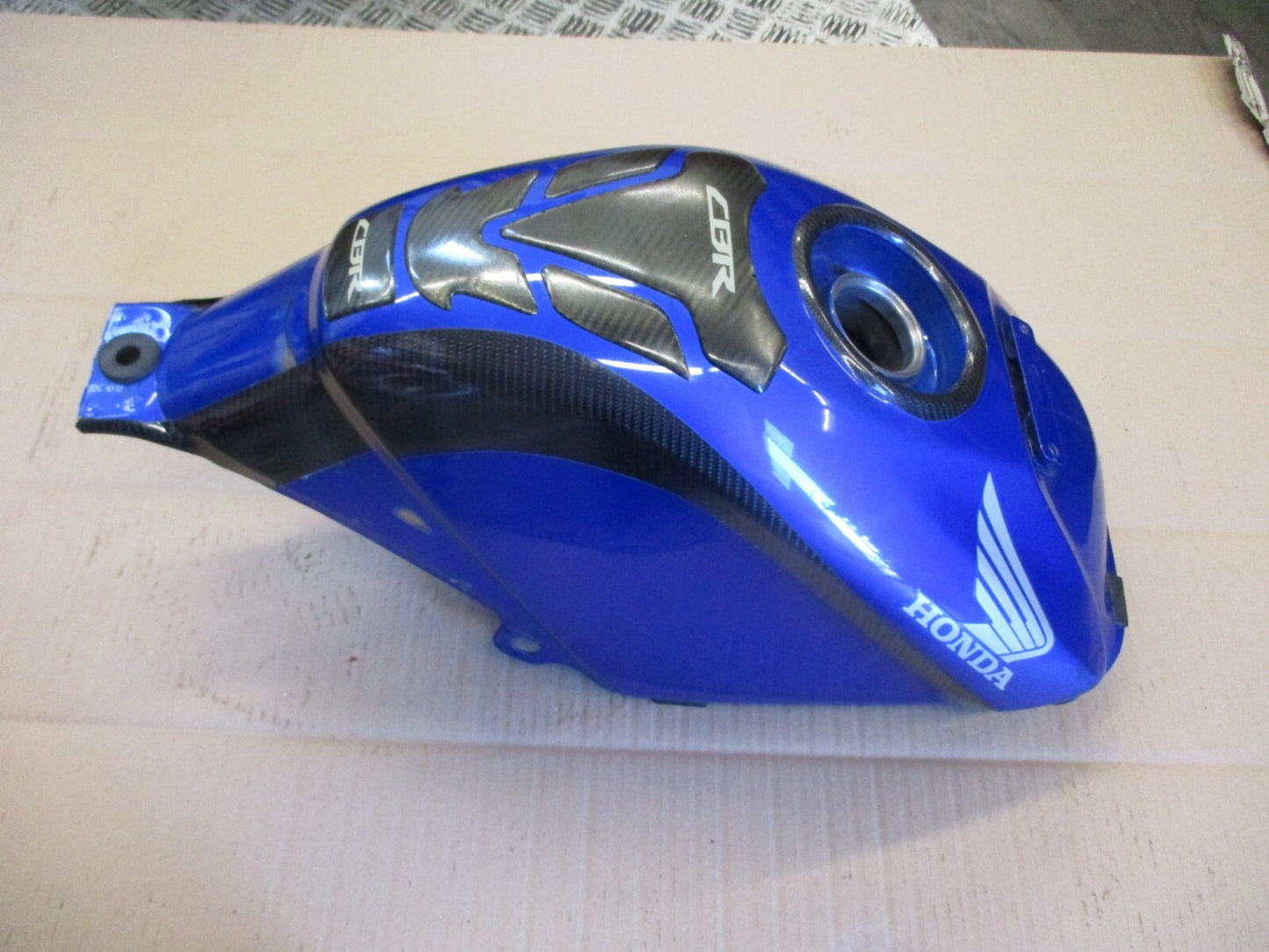 Réservoir essence pour Honda 125 CBR - JC34
