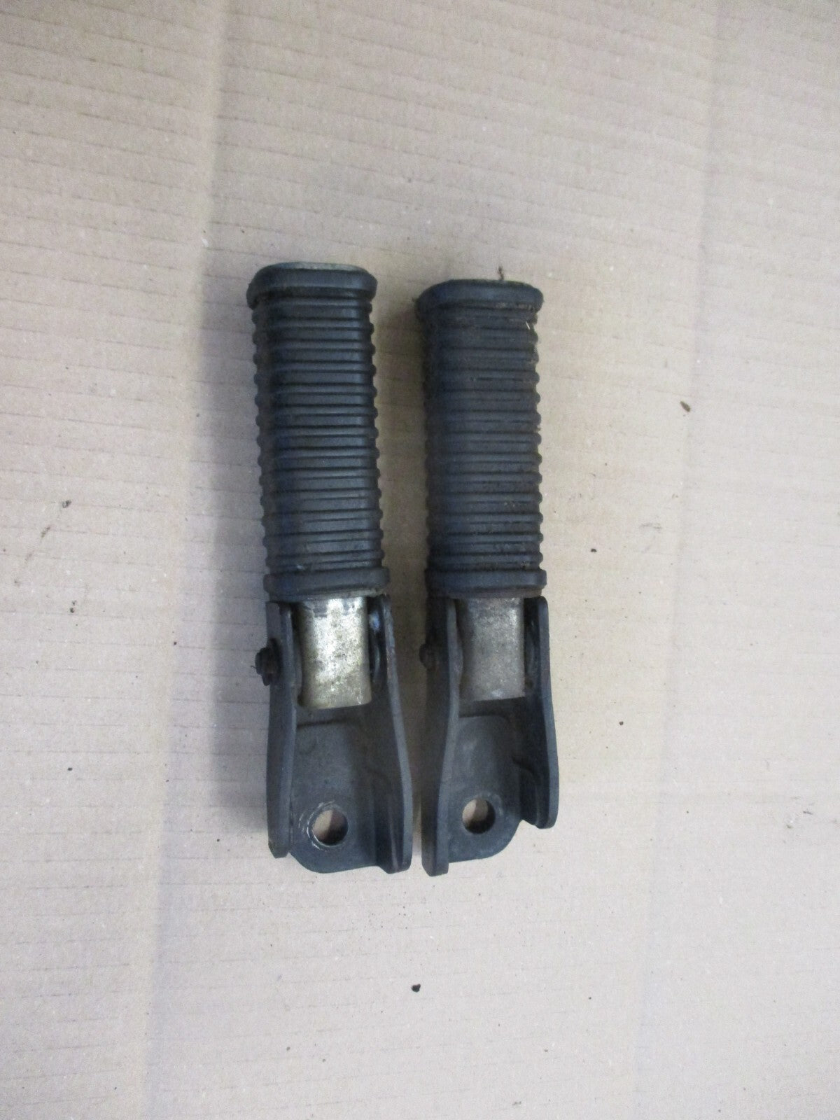 Cales pieds arrière pour Honda 125 CM T - 1978/1981