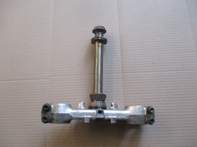 Té inférieur de fourche pour Honda 500 XLR - PD02