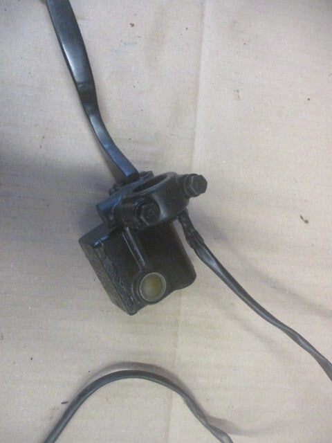 Maitre cylindre de frein avant pour Suzuki 600 DR - SN41A