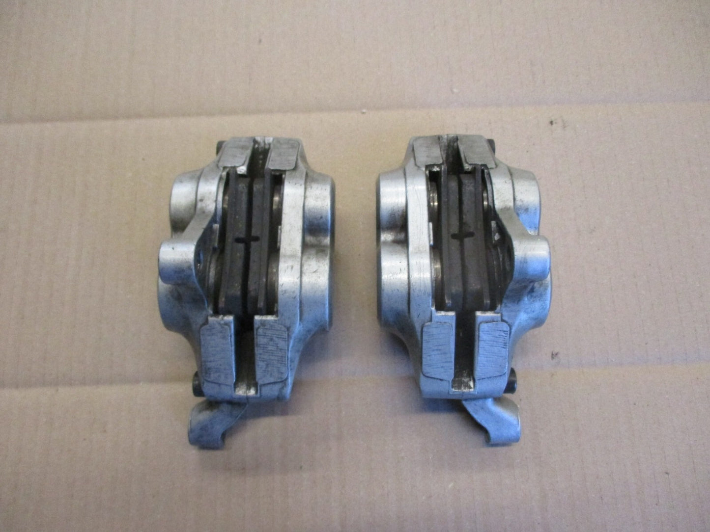 Etriers de frein avant pour Yamaha 600 FZR - 3HE