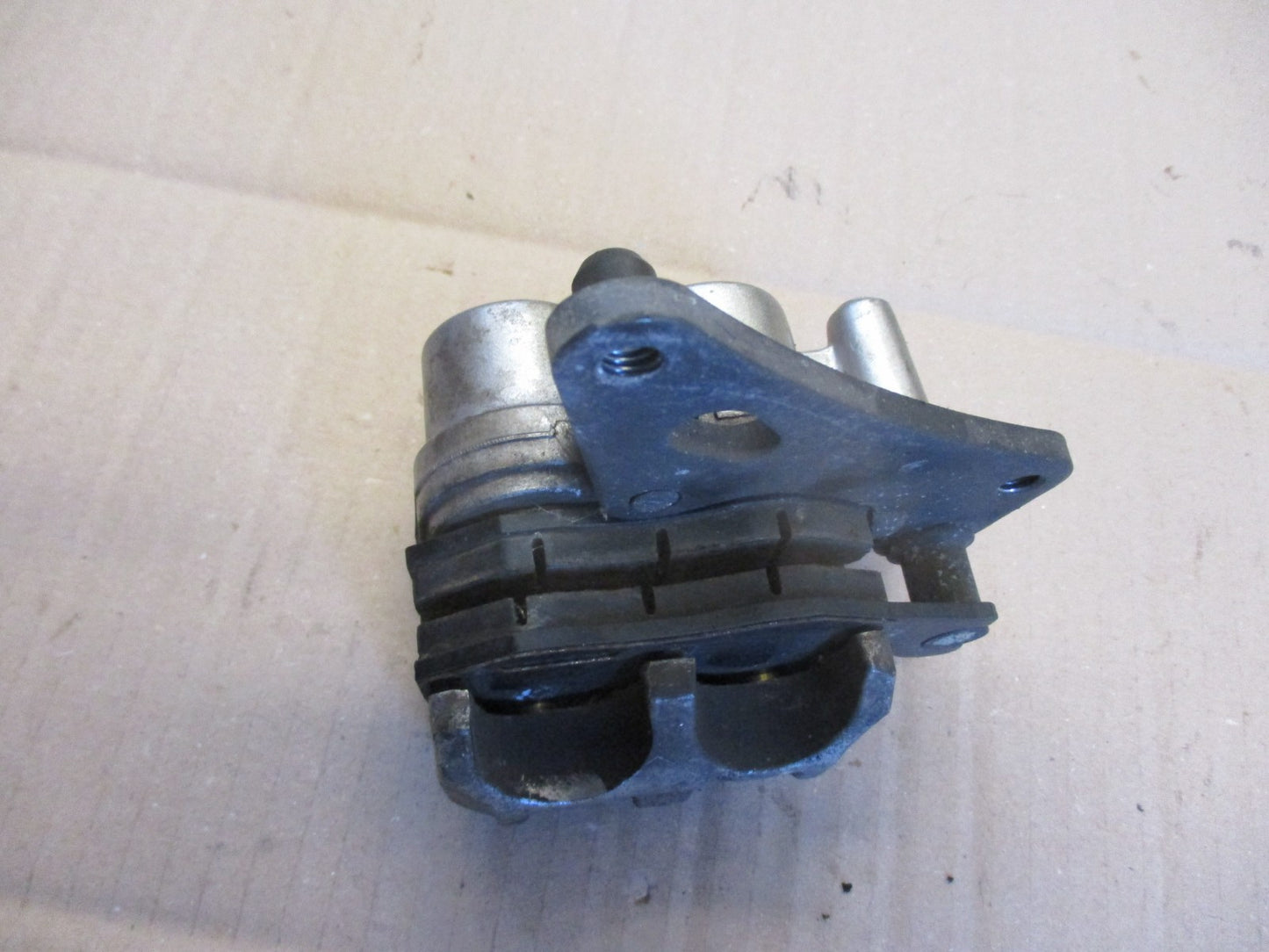 Etrier de frein avant pour Honda 125 XLV Varadéro - JC32