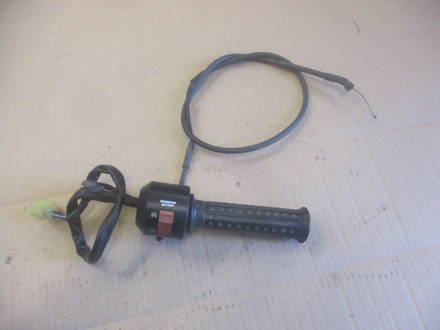Poignée d'accélérateur + cable pour Honda 125 Rebel - JC24A - JC26A