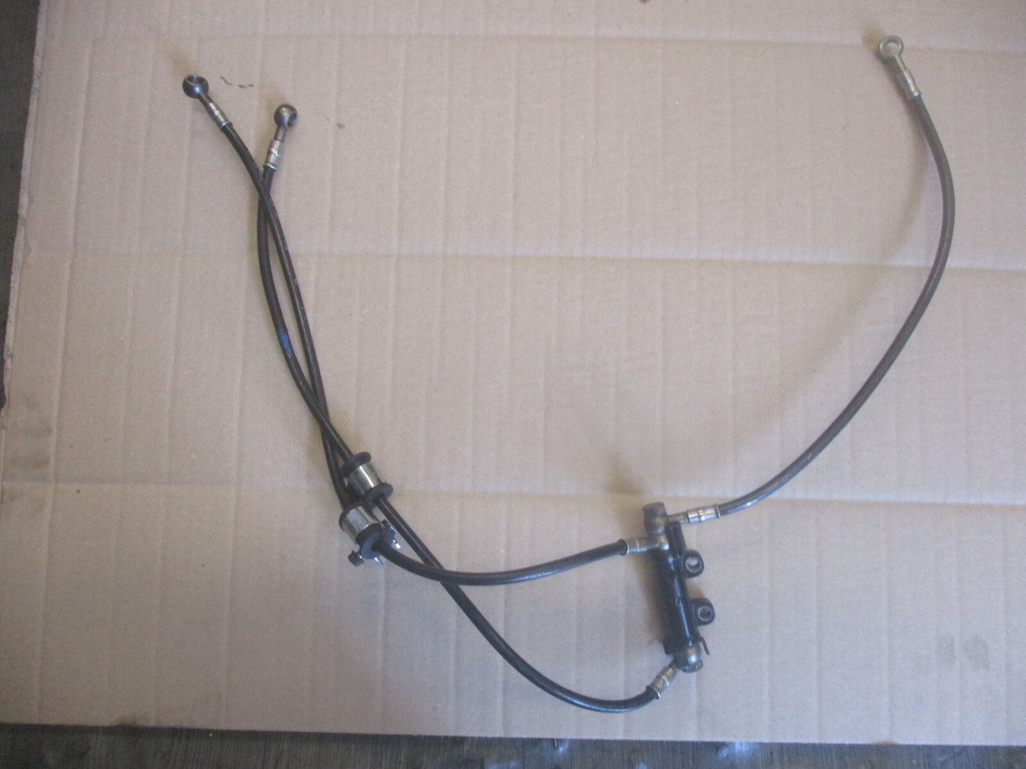 Tuyauterie type aviation de freins avant pour Yamaha 850 TDM - 3VD