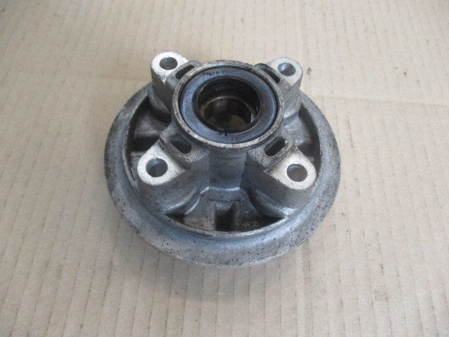 Porte couronne arrière pour Yamaha 125 YBR - RE031 - RE051