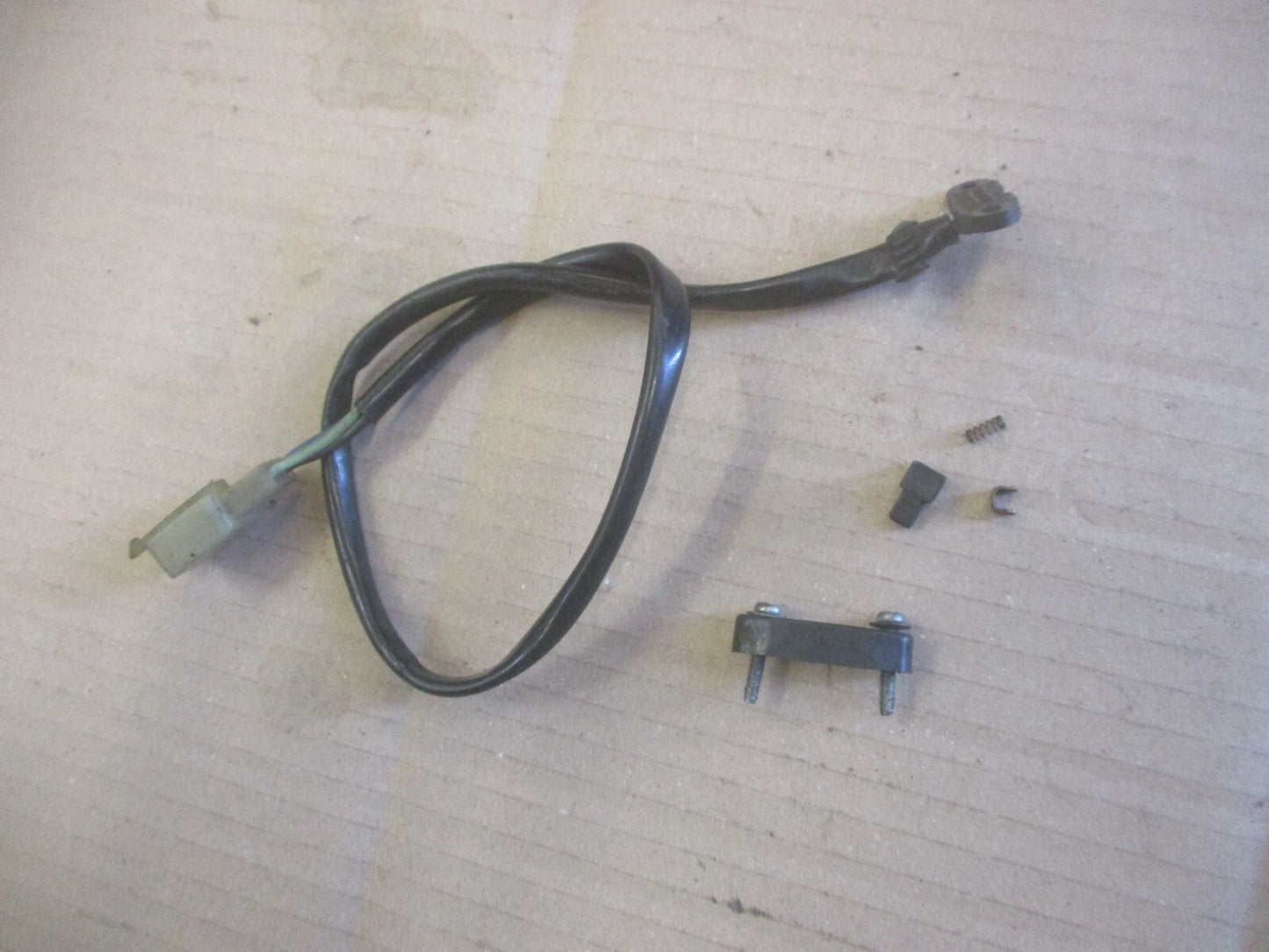 Contacteur de frein avant pour Kawasaki 600 KLR - 650 KLR