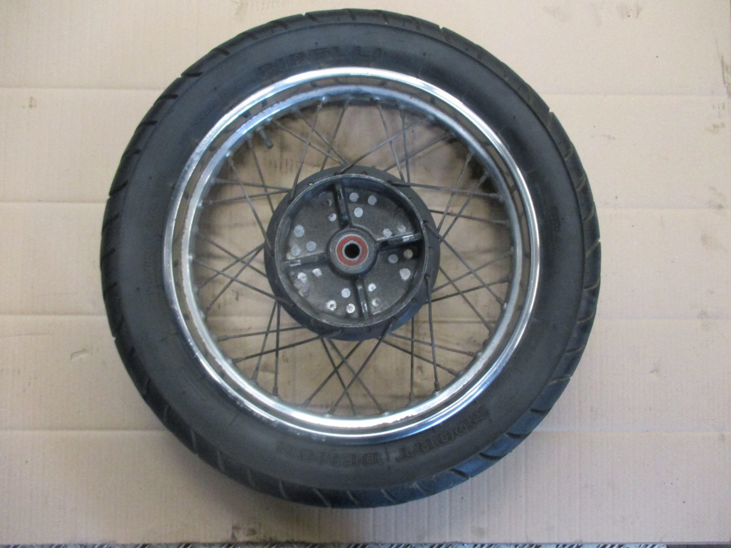 Roue arrière d'origine en acier chromé pour Yamaha 600 XTE - 3TB - 4PT - DJ02
