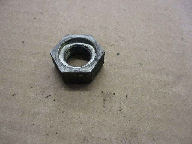 Ecrou pignon sortie de boite pour Suzuki 125 GN - NF41A