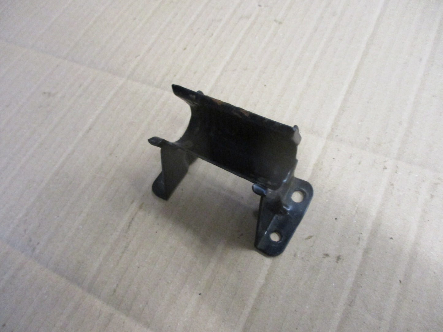 Support réservoir d'essence avant pour Suzuki 1400 VS Intruder - VX51L