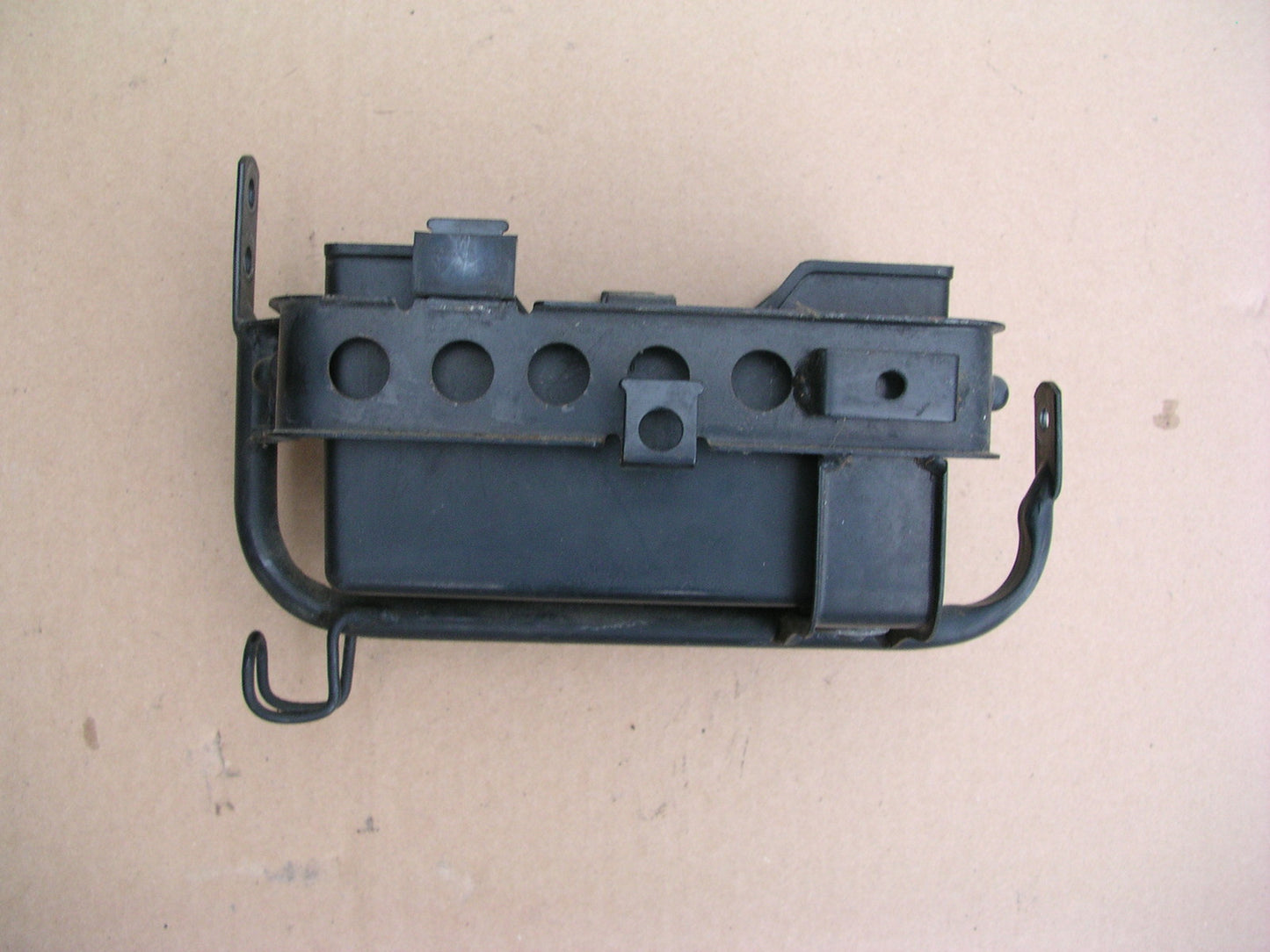 Support batterie + bac pour Yamaha 850 TDM - 3VD