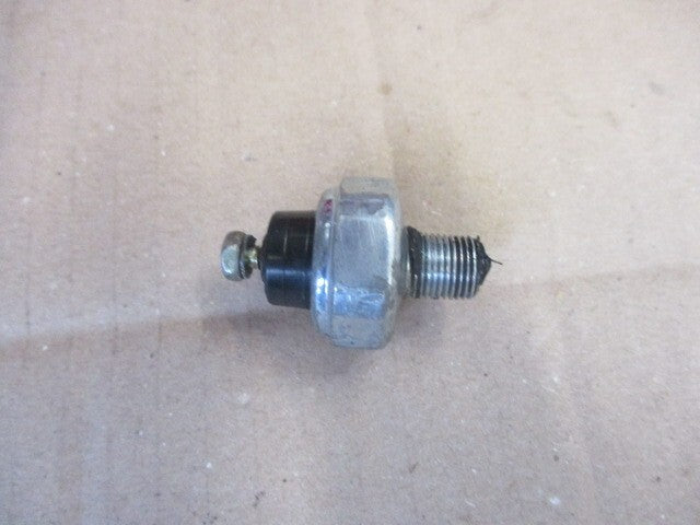 Contacteur température d'eau pour Honda 750 Africa twin - XRV - RD04 - RD07