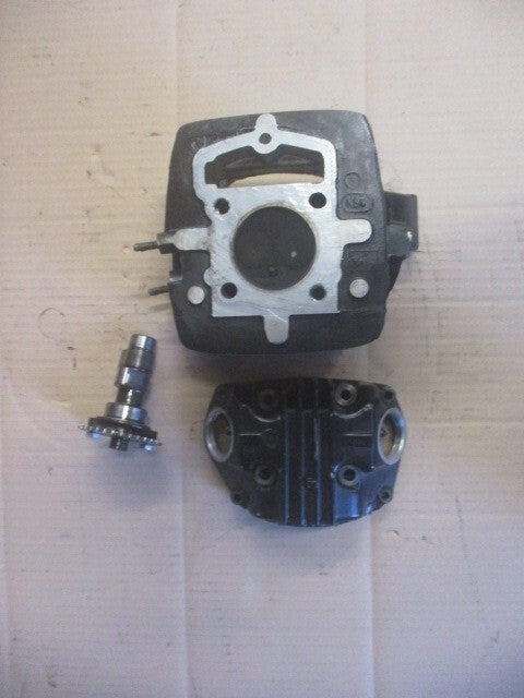 Culasse complète pour Honda 125 NX Transcity - JD12