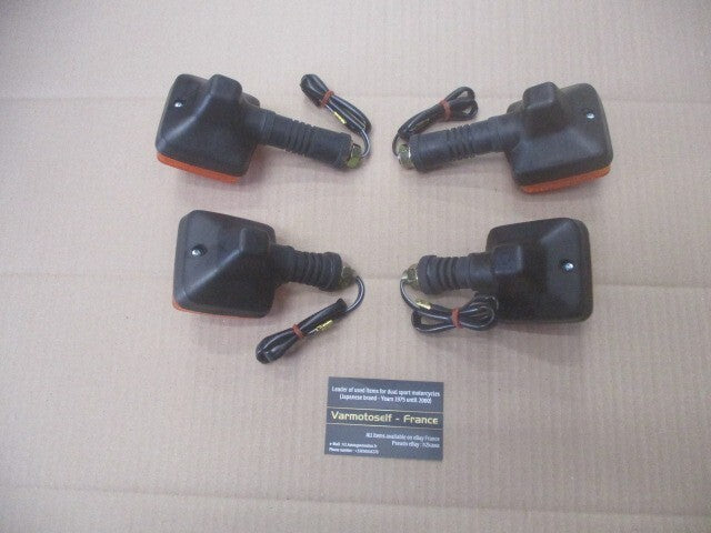 Clignotants NEUFS pour Yamaha 125 TDR - 3XD