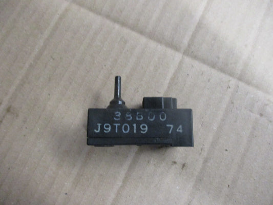 Capteur de pression d'air pour Suzuki 1400 VS Intruder - VX51L