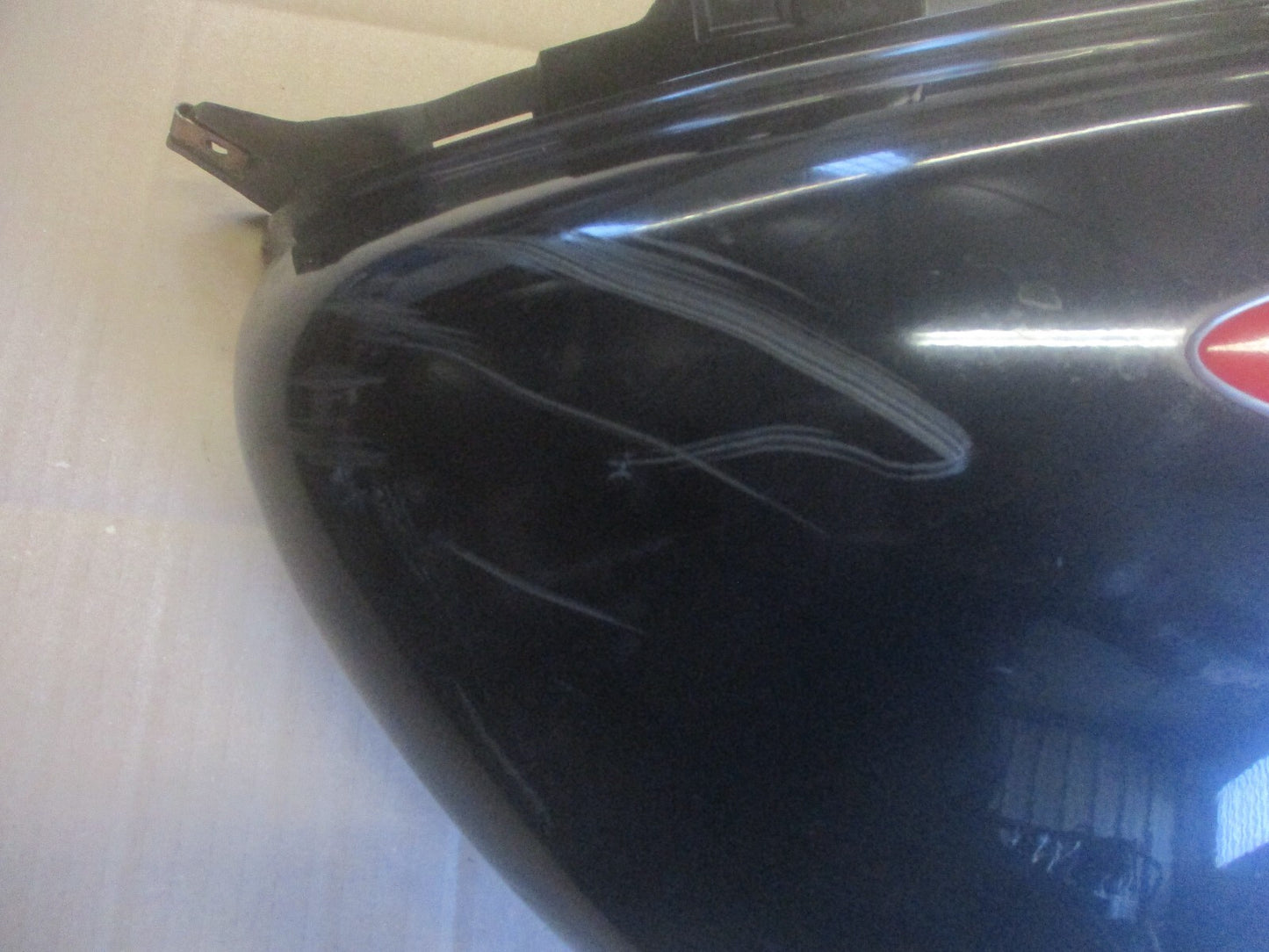 Flanc de carénage gauche pour Suzuki 650 XF Freewind