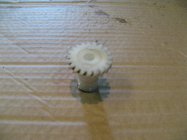 Pignon plastique pour Yamaha 125 TDR - 4FU / 5AE / 3XD