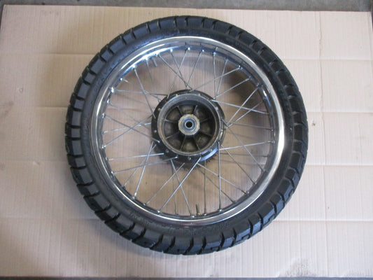 Roue arrière avec pneu Dunlop Trailmax très peu roulé Yamaha 125 DTLC - 10V