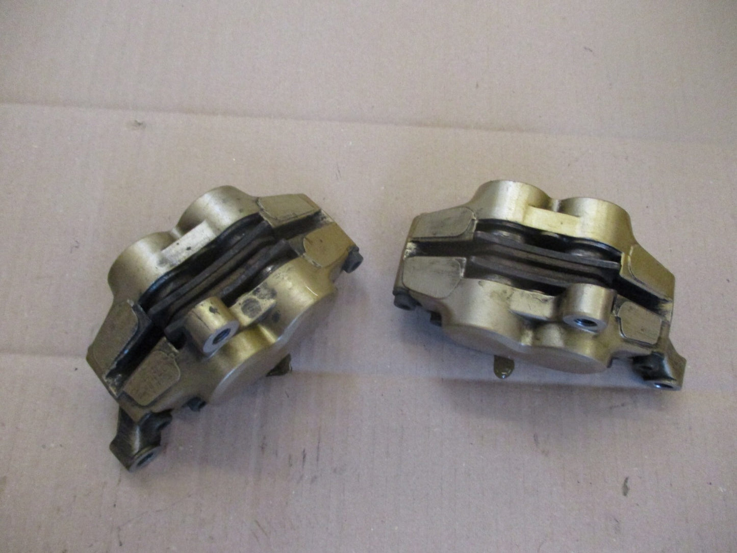 Etriers de frein avant pour Yamaha 750 FZR - 2LM