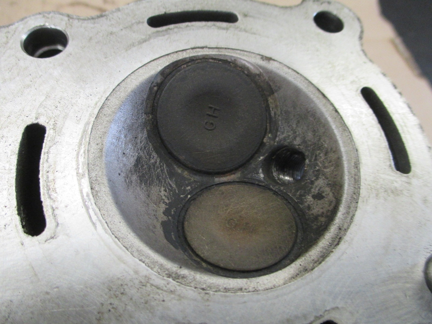 Culasse complète pour Honda 125 CBR - JC34