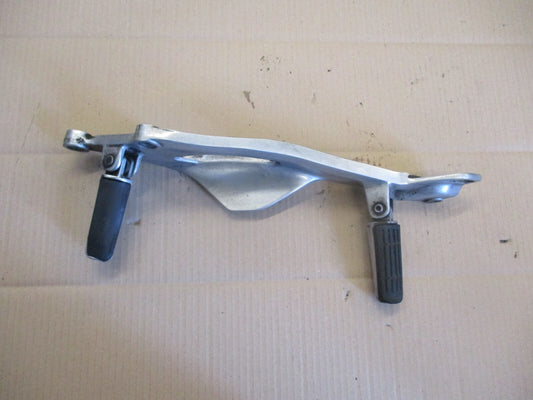 Platine cales pieds gauche pour Yamaha 900 TDM - RN081 - 2002 / 2005