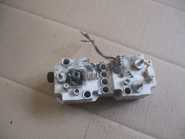 Bloc compteur compte tours 63753 kms pour Suzuki 750 DR - 800 DR - SR41A - SR42A