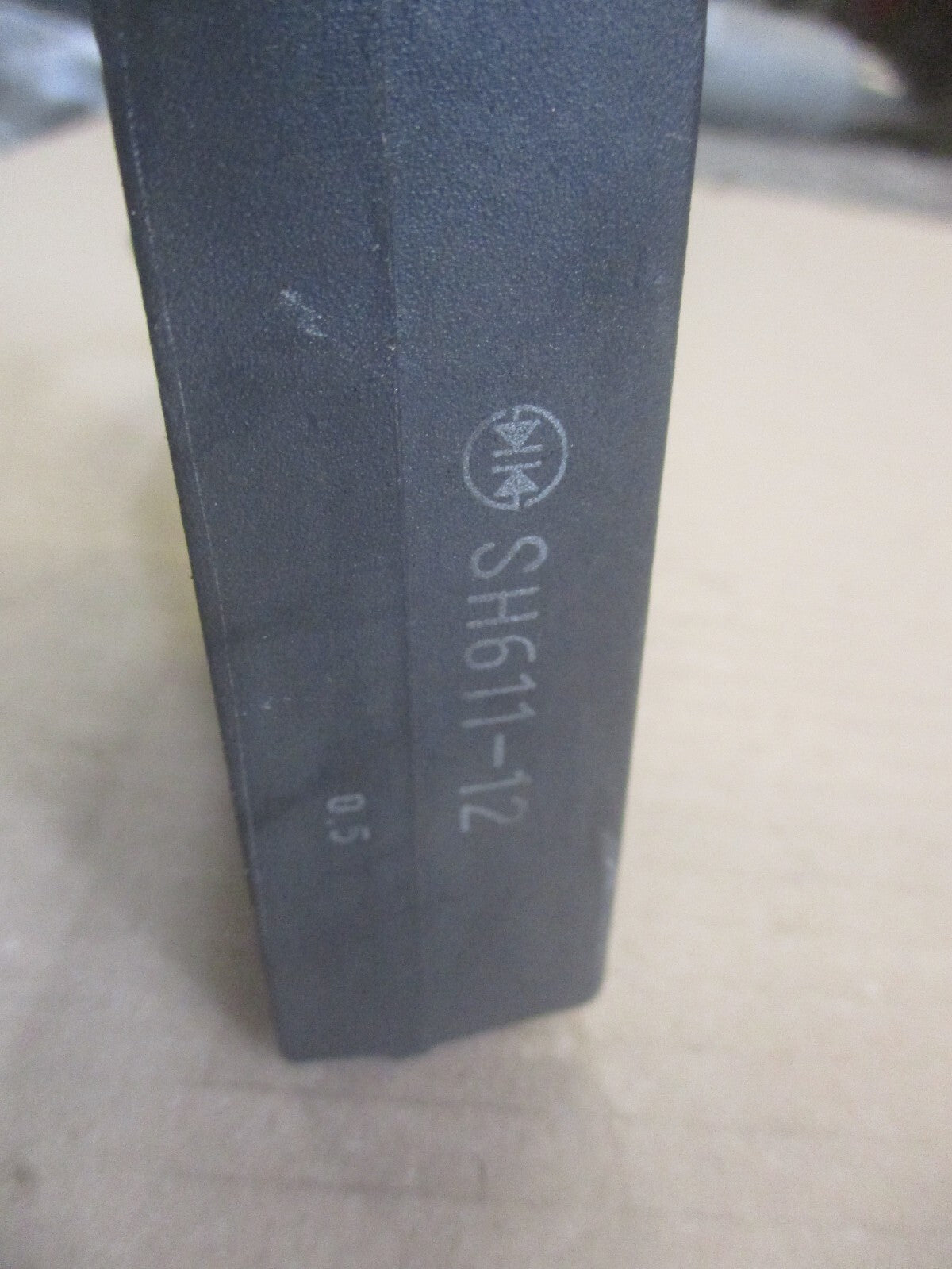 Régulateur SH611-12 pour Honda 750 VFR - RC24