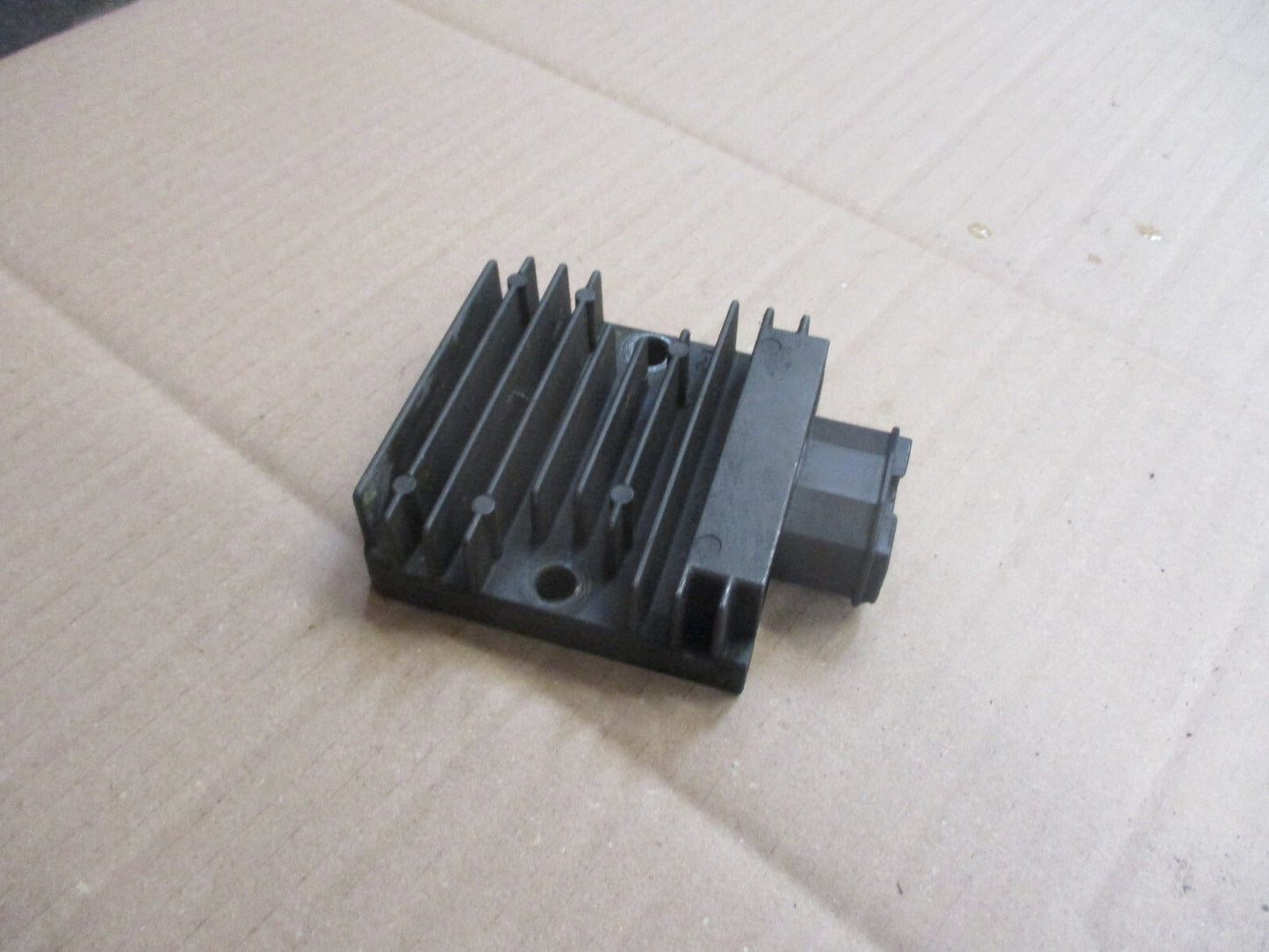 Régulateur pour Honda 125 CBR - JC50 - 2011 / 2018