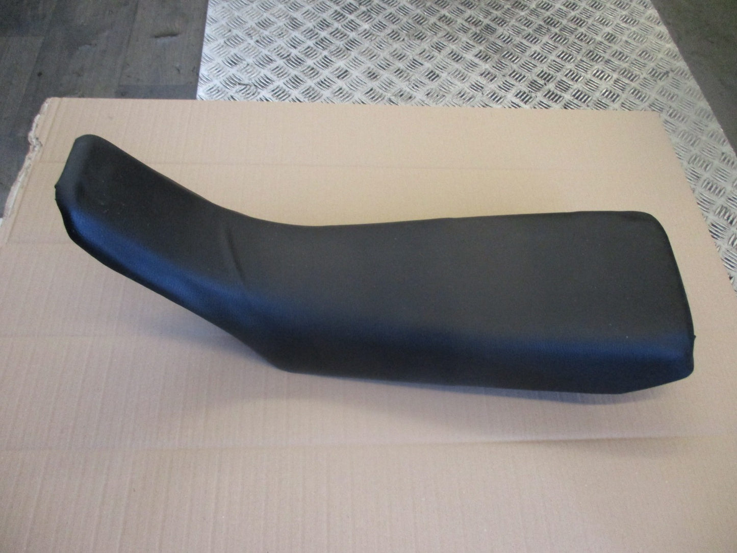 Selle refaite à neuf pour Yamaha 125 DTR - DTRE