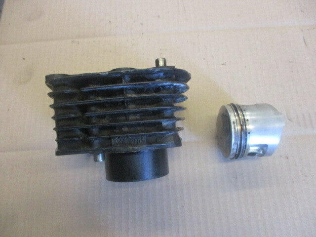 Cylindre / piston cote 0.25mm pour Honda 125 XLR - JD04