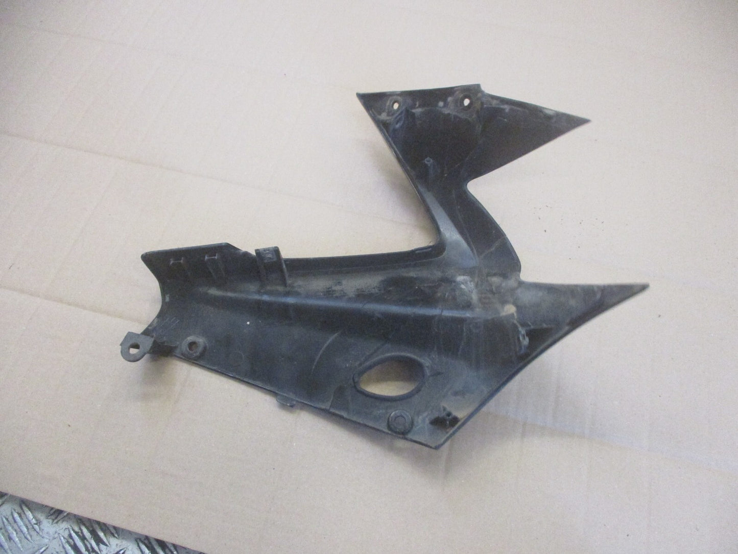 Demie tête de fourche gauche pour Honda 125 CBR - JC34