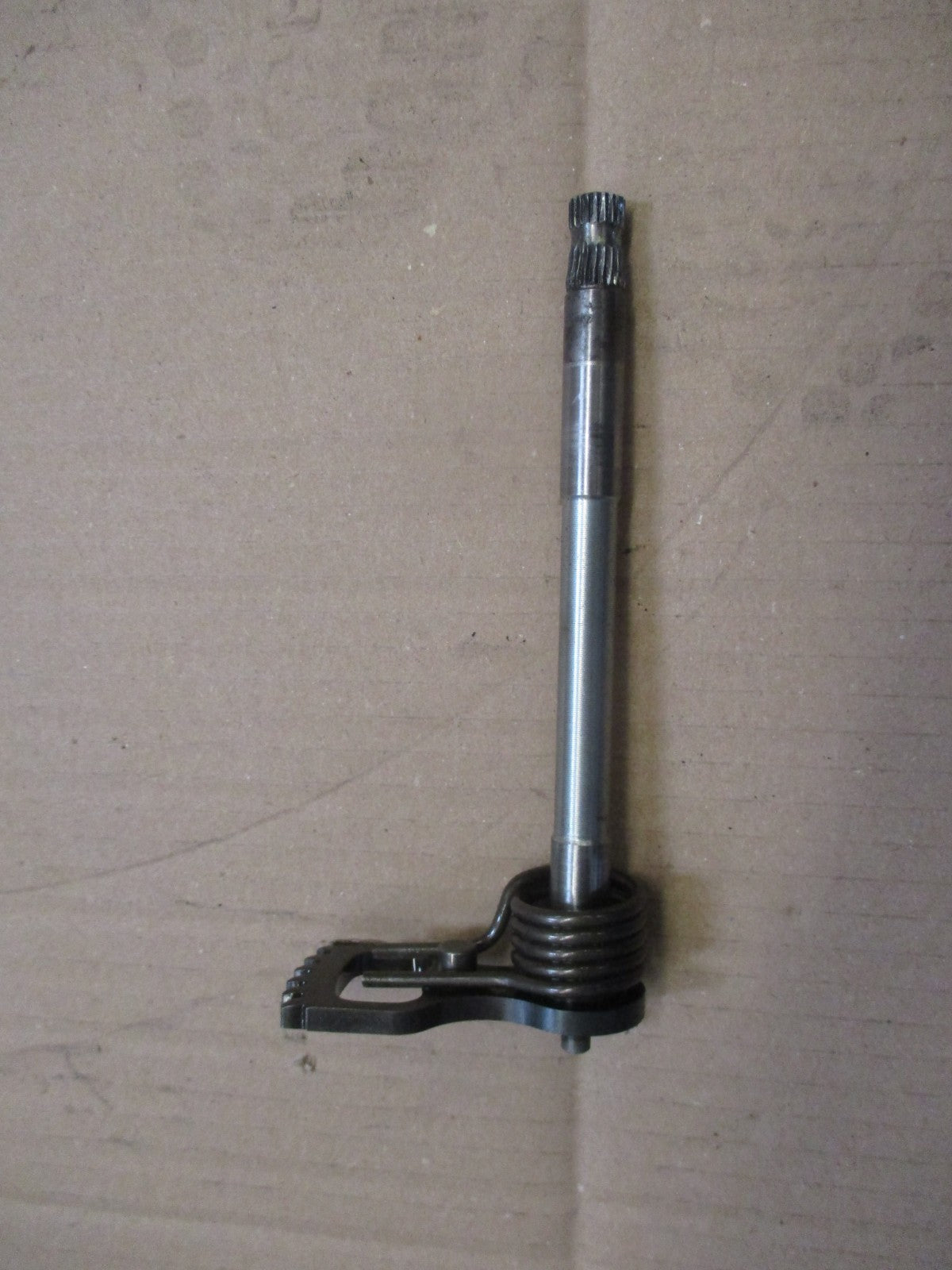 Axe de sélecteur de vitesses pour Suzuki 125 DR - SF43B