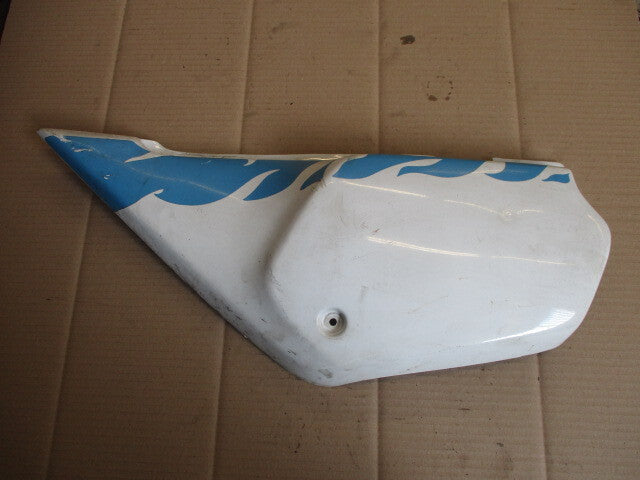 Cache latéral gauche pour Aprilia 125 Tuareg