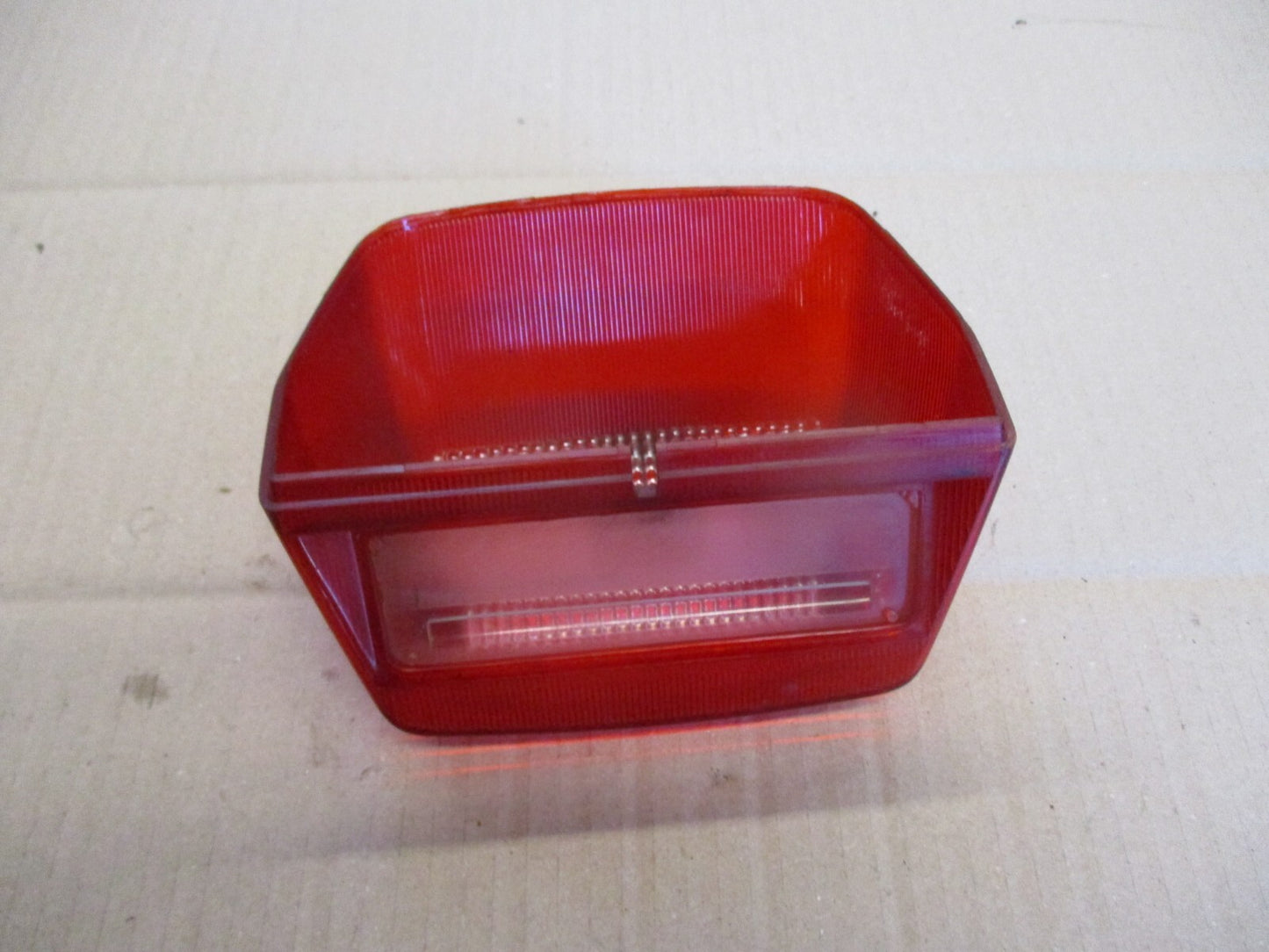 Cabochon de feu arrière pour Honda 600 Transalp - PD06 - PD10