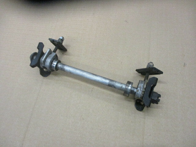 Axe de roue arrière pour Kawasaki GPZ 500 S - EX500D - 1994/2004