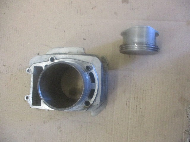 Cylindre / piston pour Suzuki 650 XF Freewind